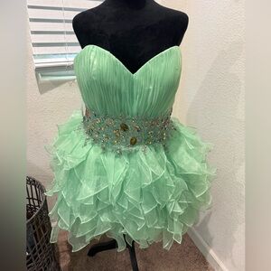 Elegant Mint Green‎ Dress